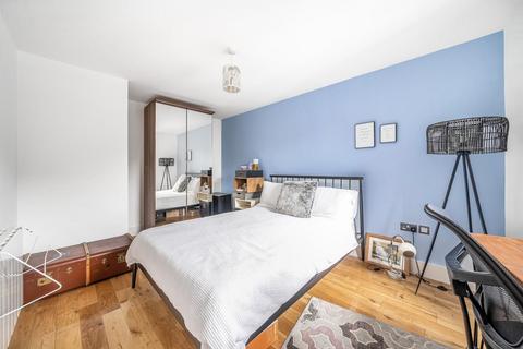 2 bedroom flat for sale, Dartmouth Road, Forest Hill