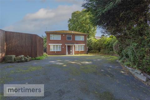 4 bedroom detached house for sale, Blackburn Road, Darwen, Lancashire, BB3