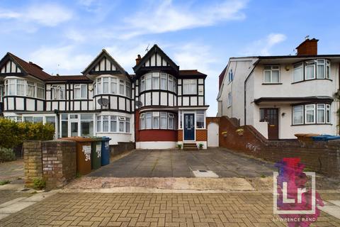 4 bedroom end of terrace house for sale, Capthorne Avenue, Harrow, Middlesex, HA2