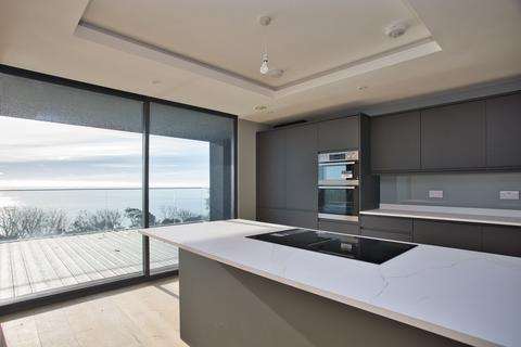 2 bedroom penthouse for sale, 20 Encombe Hill, Sandgate, CT20