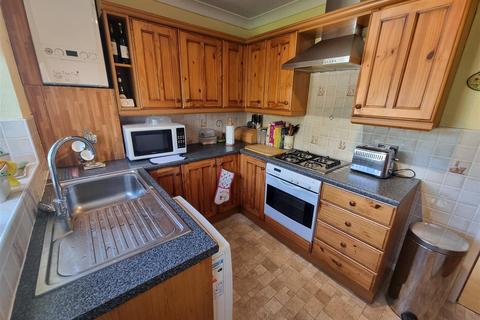 3 bedroom semi-detached bungalow for sale, Wadlands Rise, Farsley