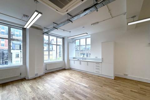 Office to rent, Office (E Class) – 72 Margaret Street, Fitzrovia, London, W1W 8ST