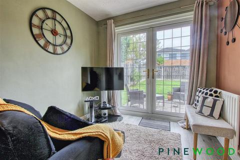 4 bedroom detached house for sale, St. Giles Close, Chesterfield S40