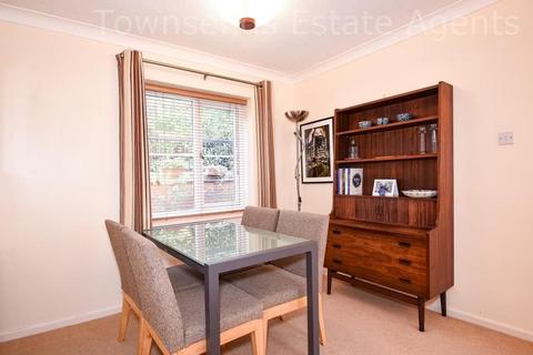 undefined, Murray Road, Northwood HA6