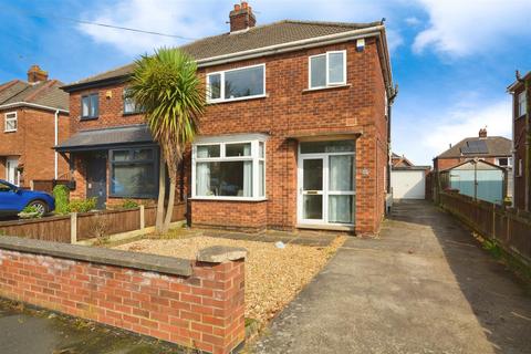 3 bedroom semi-detached house for sale, Lunedale Road, Scunthorpe