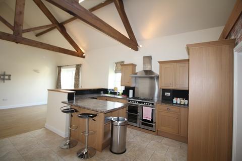 2 bedroom barn conversion to rent, Whites Lane, Weston, CW2