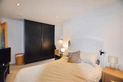 1 bedroom flat to rent, Dowells Street, London