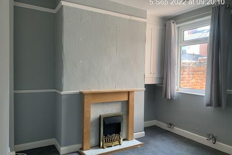 2 bedroom terraced house to rent, Darlington DL3