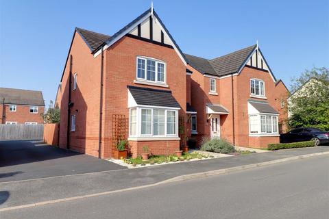 3 bedroom house for sale, Rosemary Drive, Shavington, Crewe