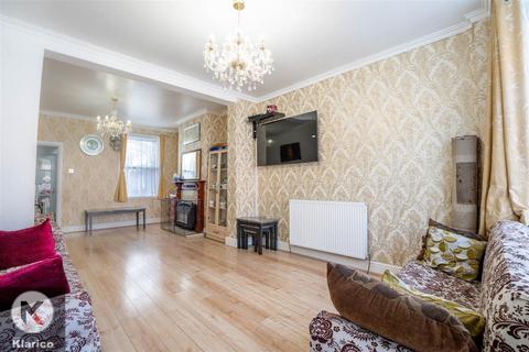 39 Reddings Lane, Tyseley, Birmingham, B11 3EX