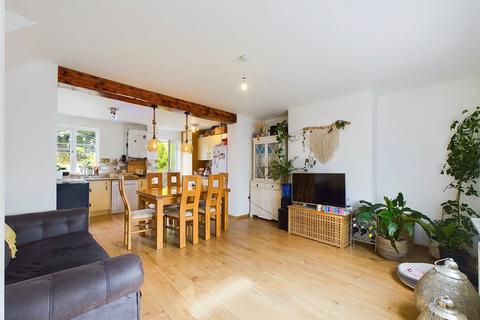 20 Birch Avenue, Worcester, WR4 9SH