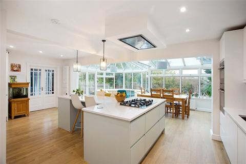 6 bedroom detached house for sale, Moreton Avenue, Harpenden, Hertfordshire, AL5