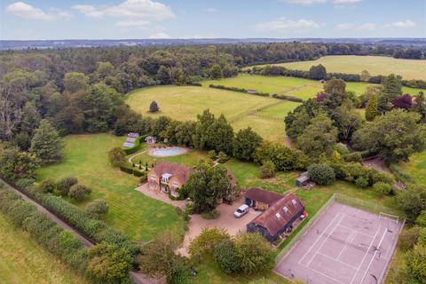 6 bedroom detached house to rent, Southend, Henley-on-Thames, Henley-On-Thames RG9