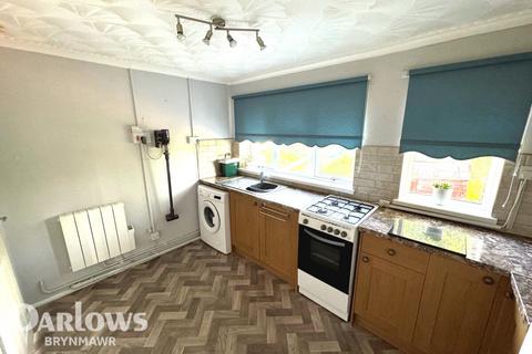 2 bedroom flat for sale, Honeyfield Road, Rassau