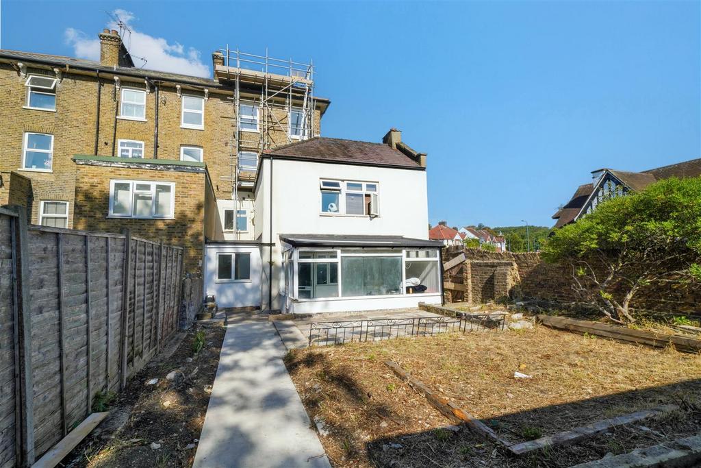 16 A Elms Lane - XWc Ujcf Ui Mou47tpu QEB.jpg