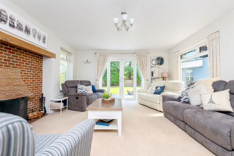 4 bedroom detached house for sale, Horsham Road, Pease Pottage, RH11