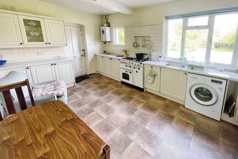 45 Worthing Road, Horsham, RH12 1TD