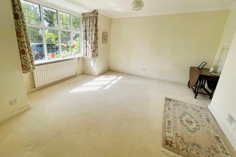 45 Worthing Road, Horsham, RH12 1TD
