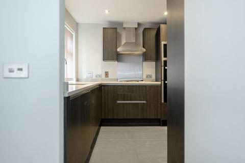 48 Springfield Road, Horsham, RH12 2PD