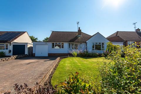 4 bedroom bungalow for sale, Fay Road, Horsham, RH12