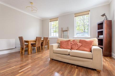 3 bedroom flat for sale, Oak Tree Way, Ashdown Court Oak Tree Way, RH13