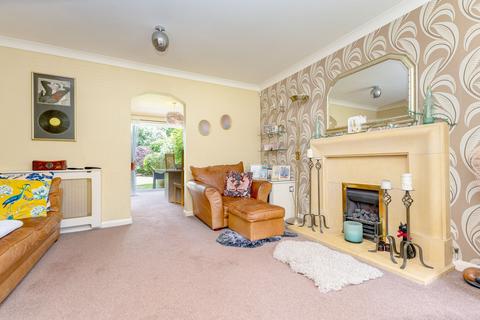 3 bedroom detached house for sale, Lanyon Close, Horsham, RH12