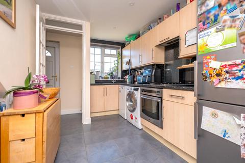 2 bedroom terraced house for sale, Brockhurst Close, Horsham, RH12