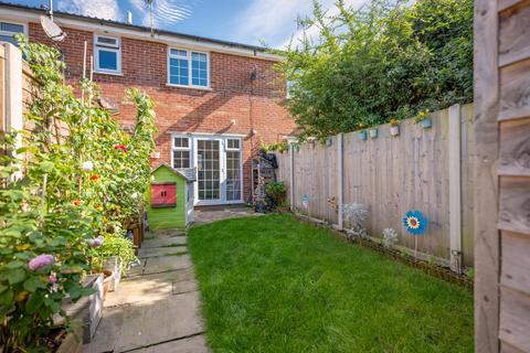 2 bedroom terraced house for sale, Brockhurst Close, Horsham, RH12