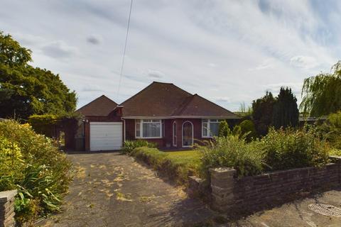 3 bedroom detached bungalow for sale, Tile Kiln Lane, Leverstock Green