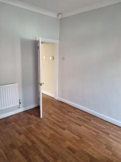 2 bedroom terraced house to rent, Erskine Street, Stoke-on-Trent ST3 4NJ