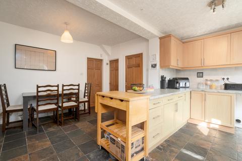 318 Bolton Road, Westhoughton, Bolton, BL5 3EJ