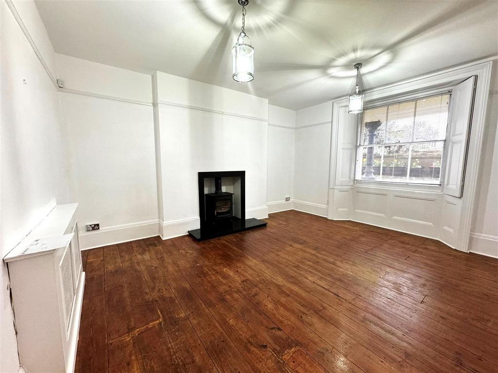 Living Room New.jpg