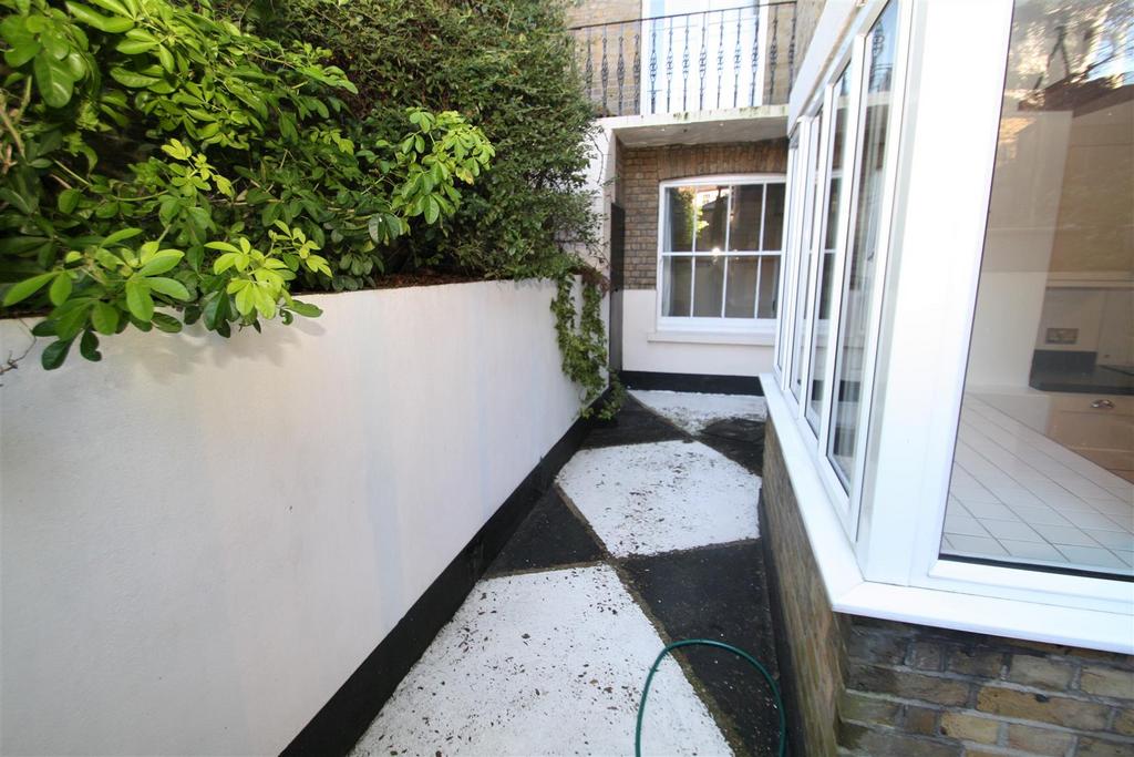 Patio.JPG