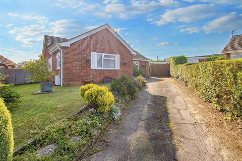 3 bedroom detached bungalow for sale, Bridge Close, Heacham