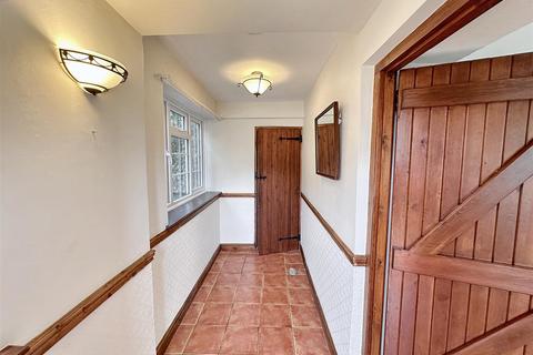 4 bedroom cottage for sale, High Street, Paulerspury, Towcester