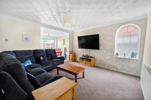 3 bedroom end of terrace house for sale, Legh Road, Haydock, St. Helens, Merseyside, WA11 0EN