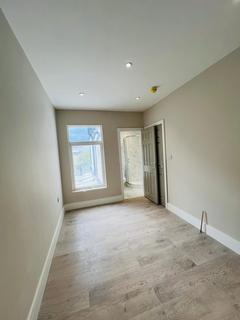 undefined, HMO or Supported Living Suitable. Rainham Road, Kent, ME5