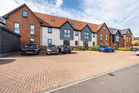 2 bedroom flat for sale, Thatcham,  Berkshire,  RG18