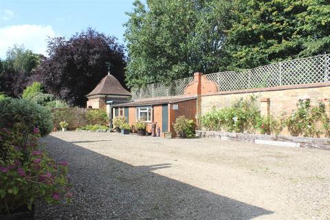 5 bedroom detached house for sale, Leconfield Road, Cherry Burton