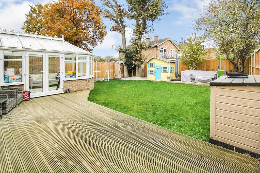 Use this rear garden.jpg