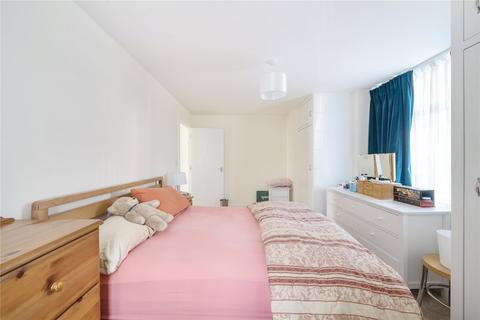 1 Queens Close, Esher, KT10 8NS