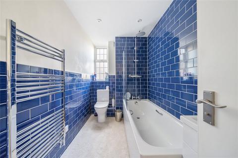 1 Queens Close, Esher, KT10 8NS