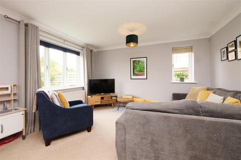 3 bedroom semi-detached house for sale, Brailsford Crescent, York