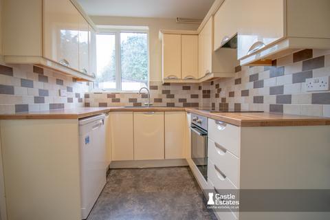 3 bedroom detached house to rent, Grassington Road, Nottingham, NG8