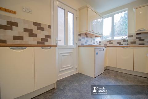 3 bedroom detached house to rent, Grassington Road, Nottingham, NG8