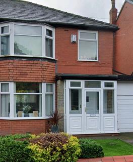 3 bedroom semi-detached house to rent, Eastgrove Avenue, Bolton BL1