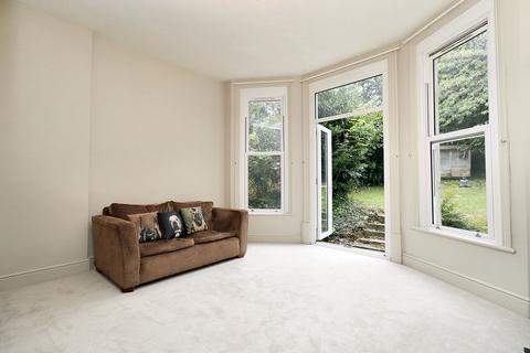 2 bedroom ground floor flat to rent, Clanricarde Gardens, Tunbridge Wells, TN1