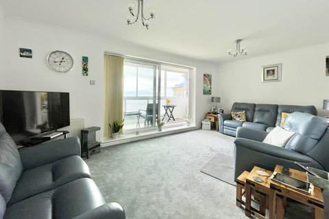 3 bedroom apartment for sale, Manor Road, East Cliff, Bournemouth, BH1