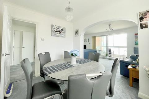 3 bedroom apartment for sale, Manor Road, East Cliff, Bournemouth, BH1