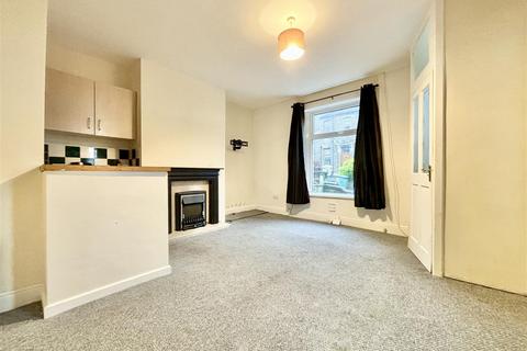 2 bedroom end of terrace house for sale, George Street, Bradford BD13